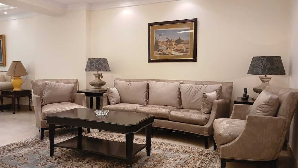 The Nile View 4BDR Apartment - photo 11