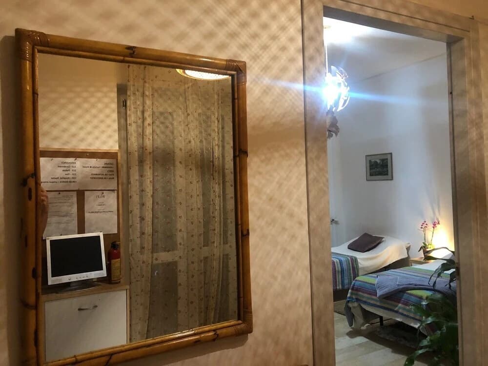 Flower Rooms - photo 13