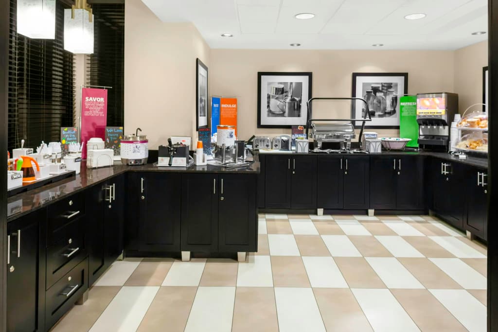 Hampton Inn Miami Dadeland - photo 24