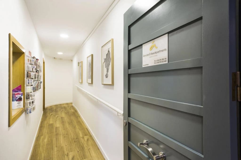 Amister Apartments - photo 9