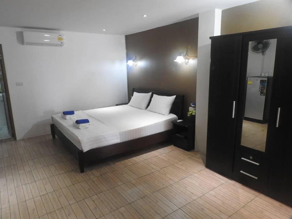 Allstar Guesthouse - photo 5