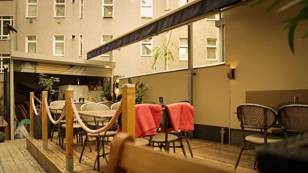 Hotel Prens Berlin - photo 20