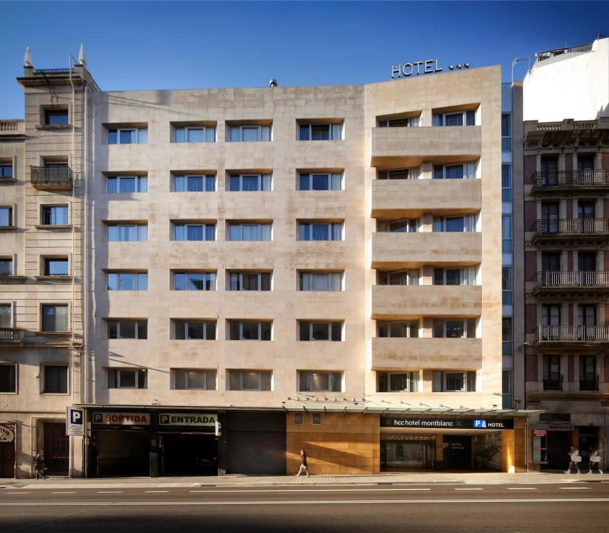 HCC MontBlanc Hotel - photo 1