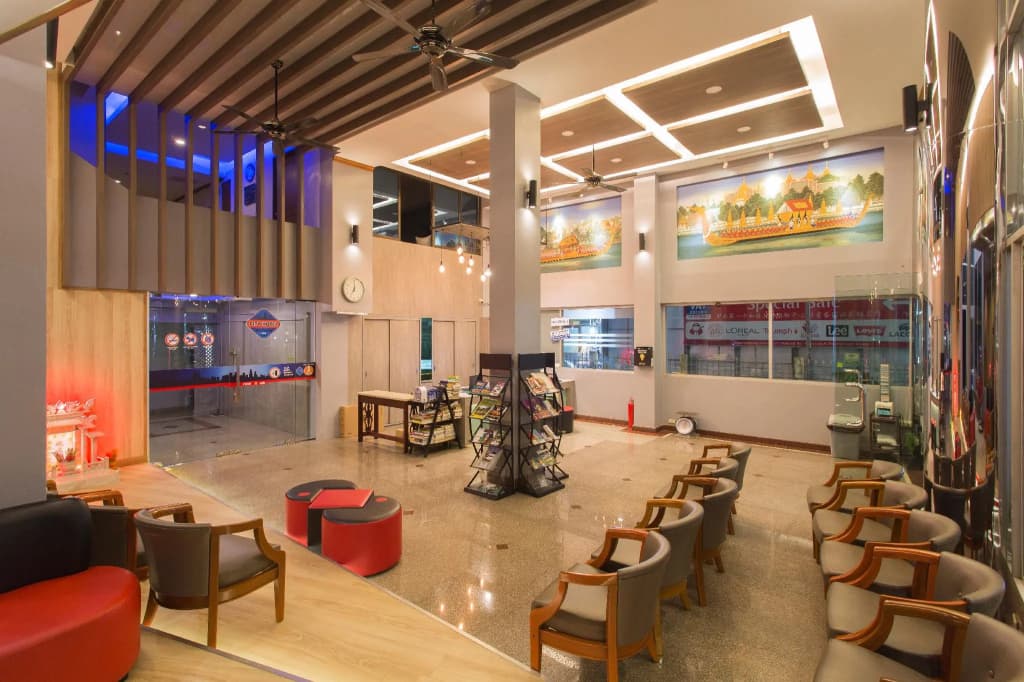 City Hotel - photo 17