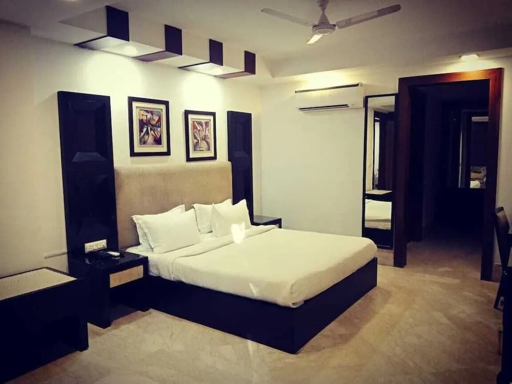 Star Inn Residency - photo 6