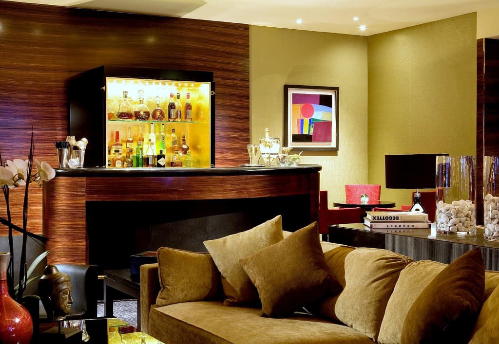 Warwick Champs-Elysées Hotel - photo 38