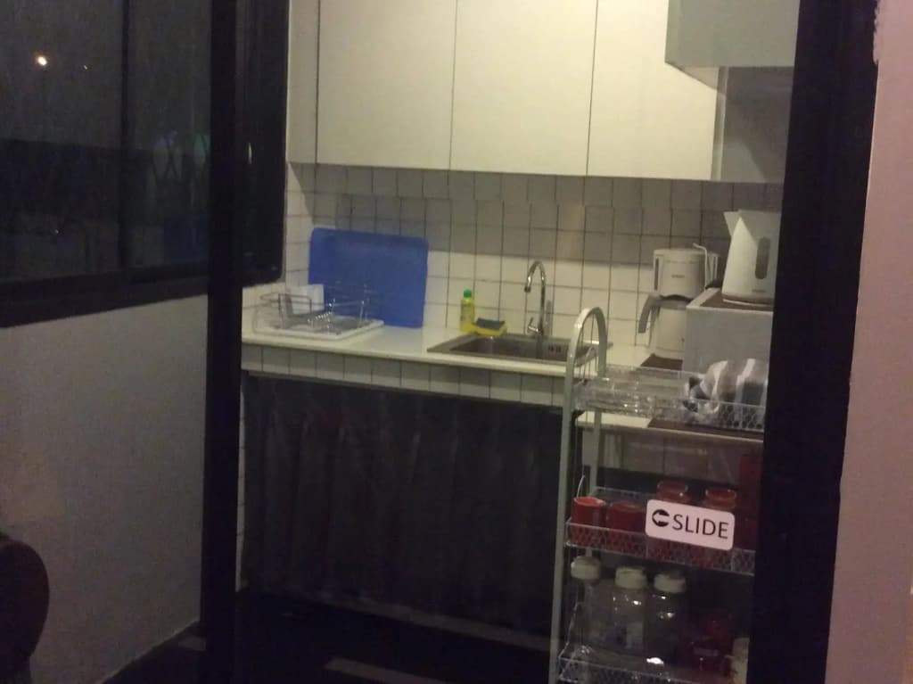 Hubb Hostel Phuket Airport - photo 18