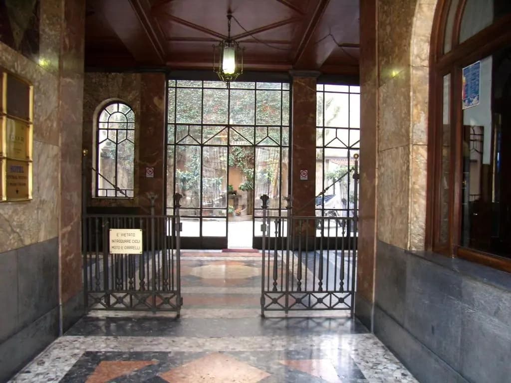 CSI Group - Hotel Central Station - photo 11