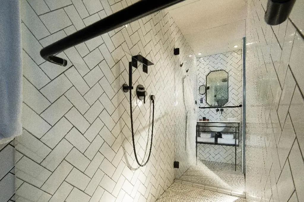 COQ Hotel Paris - photo 20