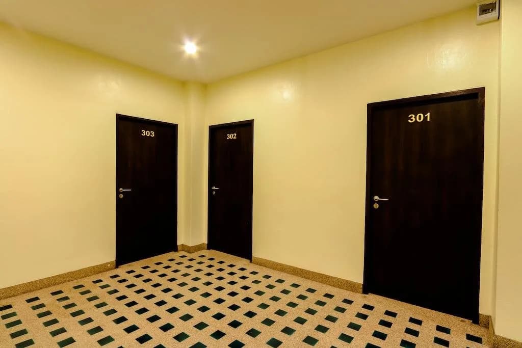 The Rich House - photo 13