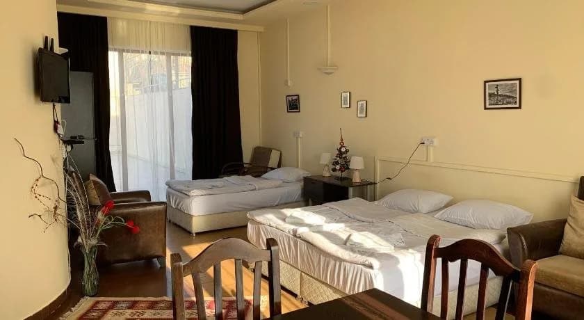 Hotel Oasis - photo 4