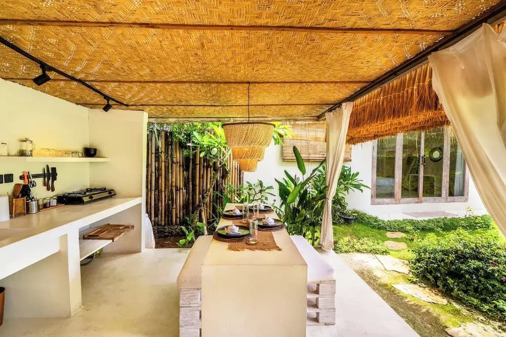 Villa Laguna by Pertama Stay - photo 8