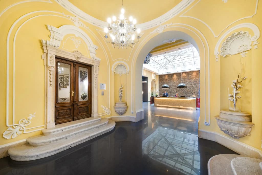 Eurostars Palazzo Zichy - photo 2