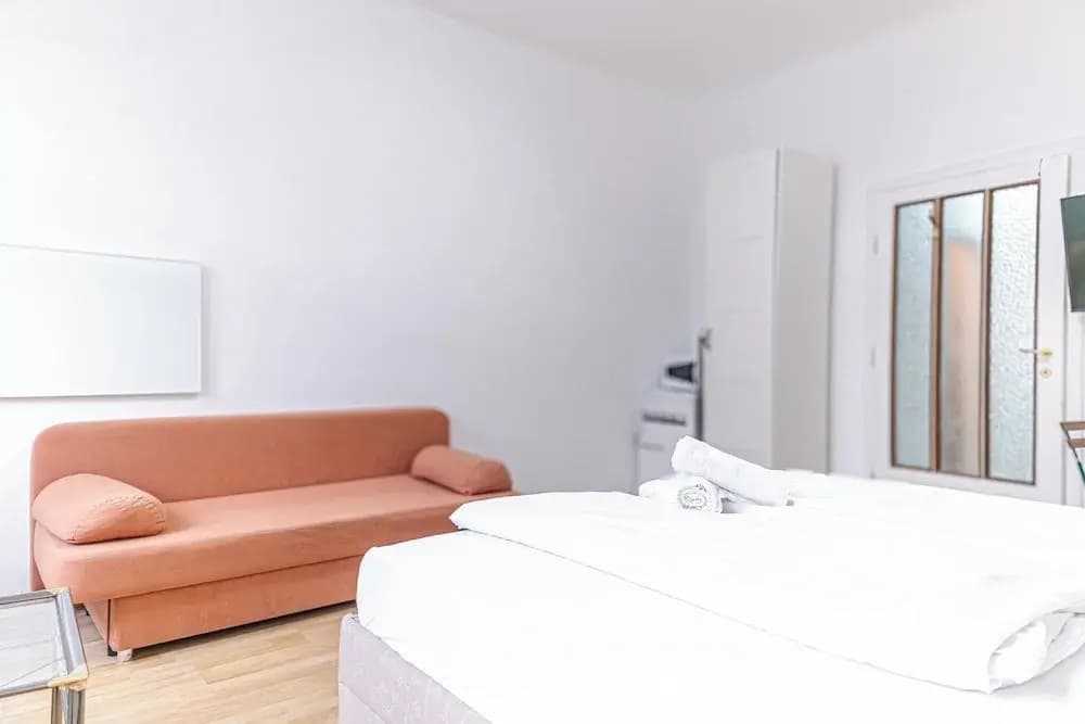 Pleasant Stay in a Great Location - photo 4