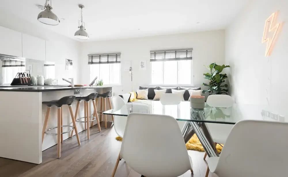The Soho Studio - Modern & Central 2BDR - photo 15