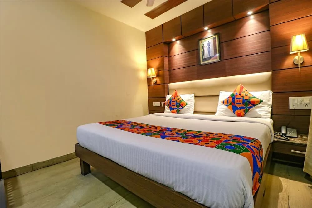 Fabhotel Admire Suites - photo 5
