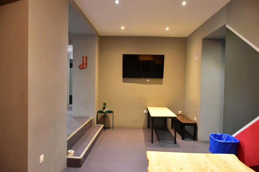 Zorbas Hotel - Hostel - photo 16