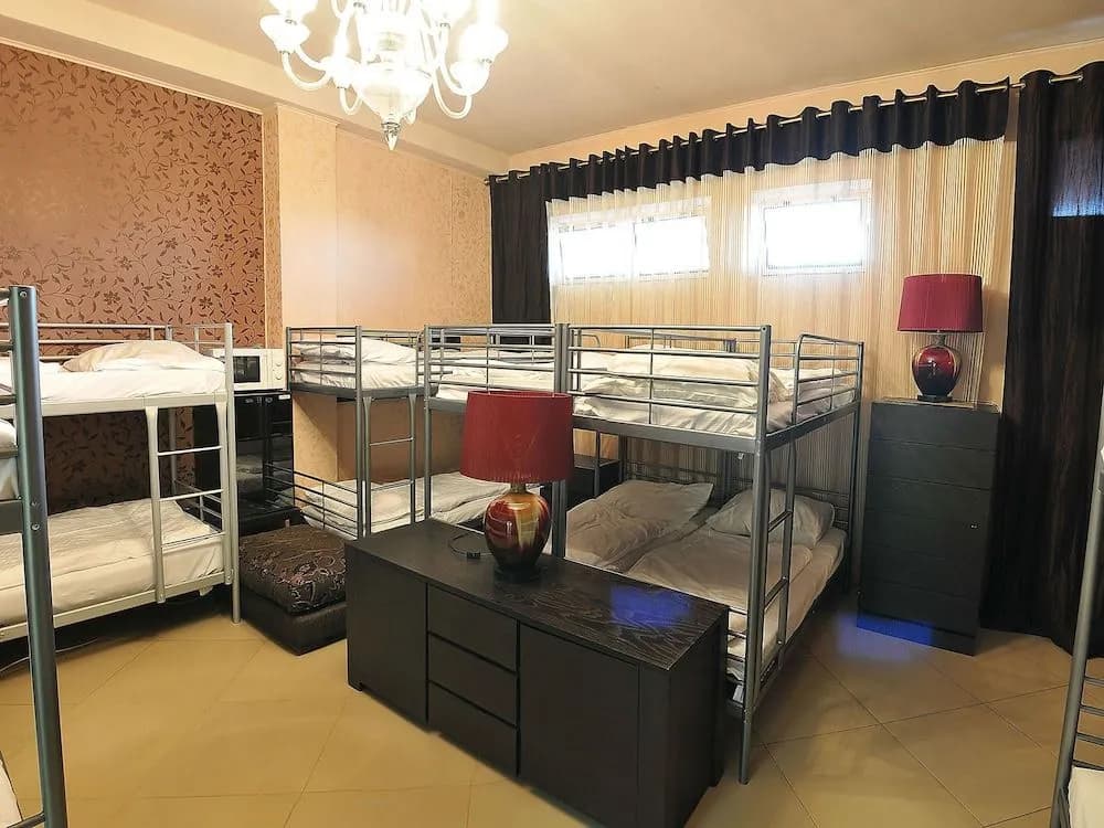 Free Zone-Hostel Praha - photo 4