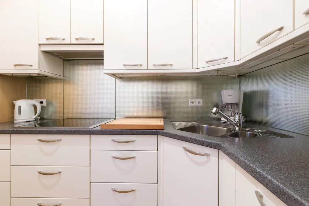 HeyMi Apartments Oper - photo 18