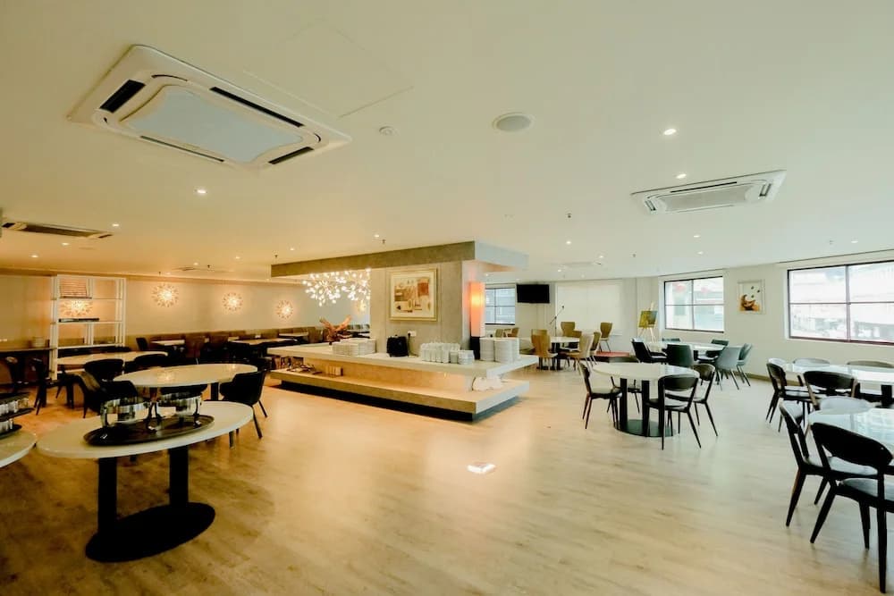 Koptown Edc Hotel Kuala Lumpur - photo 21