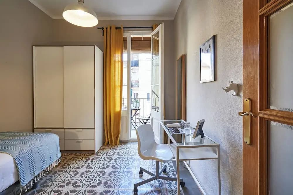 BeBarceloner Sants Apartments - photo 2