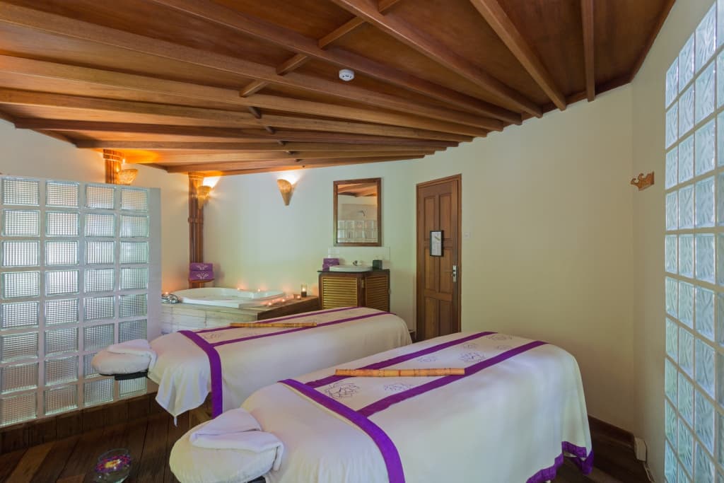 Komandoo Maldives Island Resort - photo 12