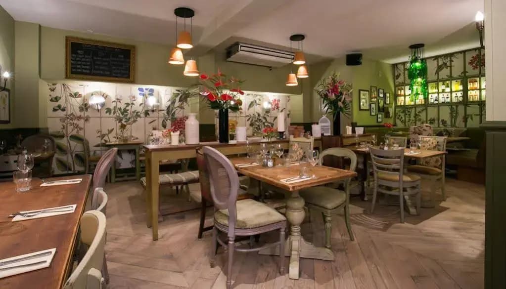 Orange Tree Hotel - photo 15