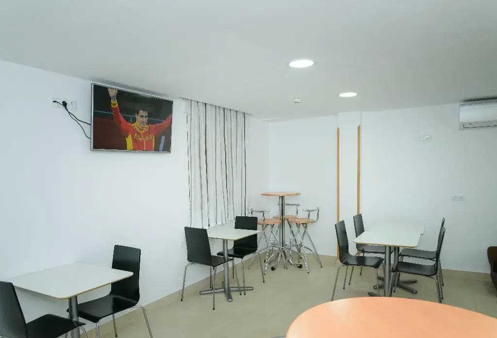 Hotel Barajas Plaza Madrid - photo 18