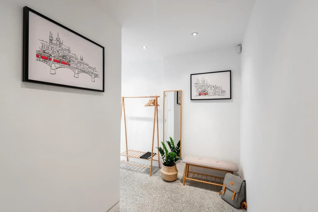 BRIGHT CHARMING Apt with TERRACE, PARKING & AirCo. - photo 10