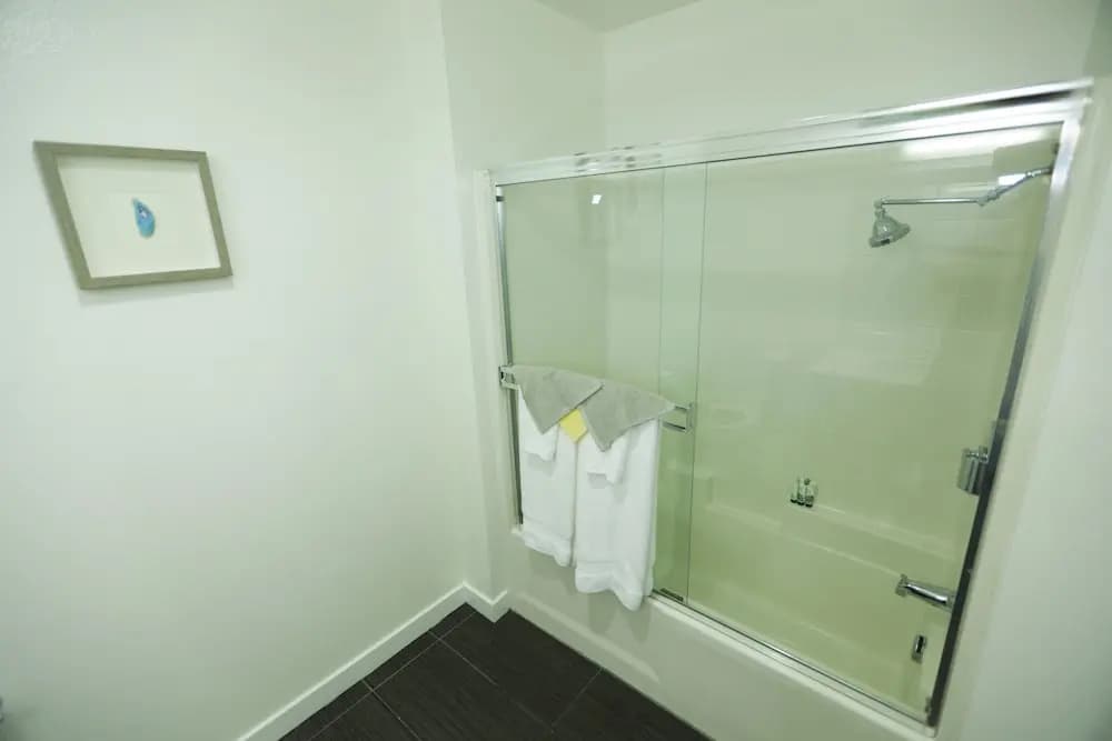 Executive Suites - photo 8