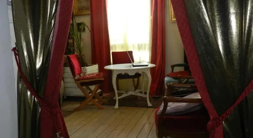 Chambre d'Hôtes Un Air de Montmartre - photo 4