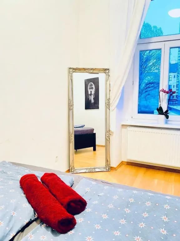 2BR Apartment Close to Stadthalle - photo 5