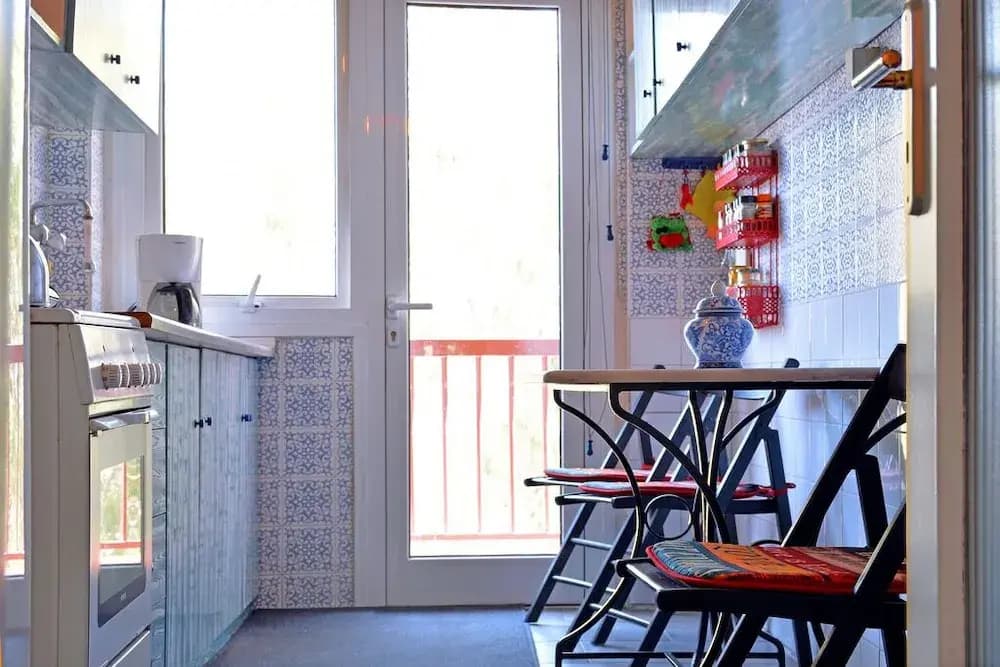 Superb view apartment next to Metro - photo 4