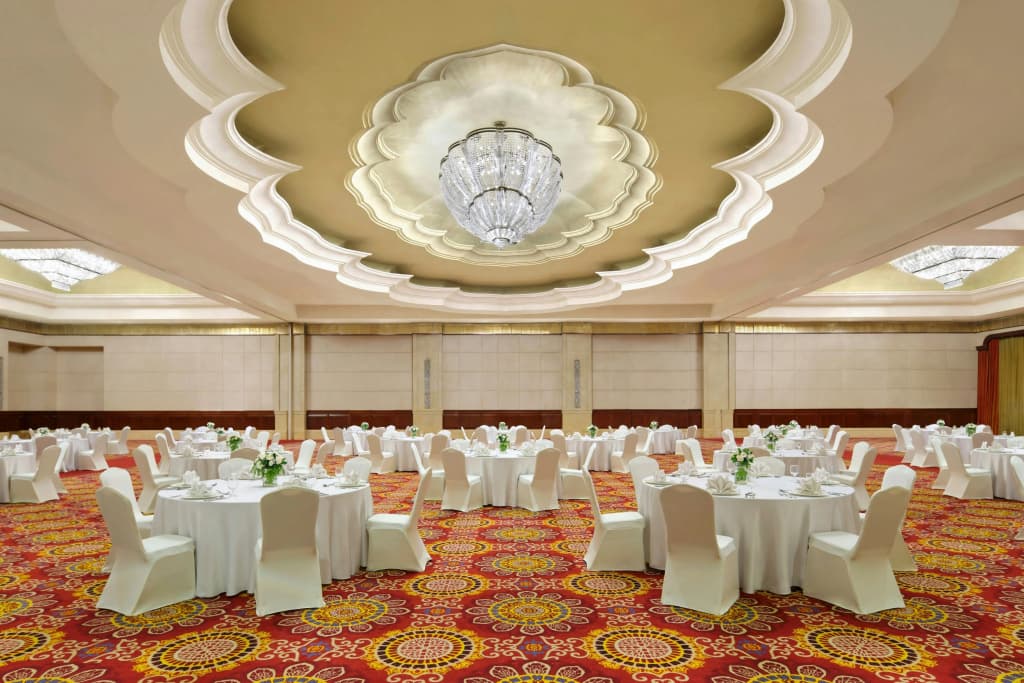 The Ritz-Carlton Jakarta, Mega Kuningan - photo 36