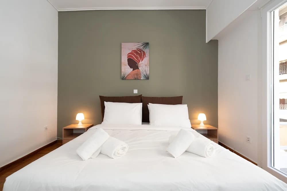 Contemporary Chic Apartment in Athens - photo 5