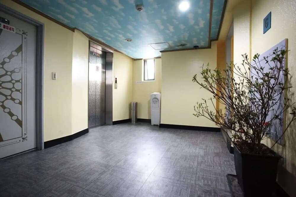 Cheongnyangni Dongbu Motel - photo 11
