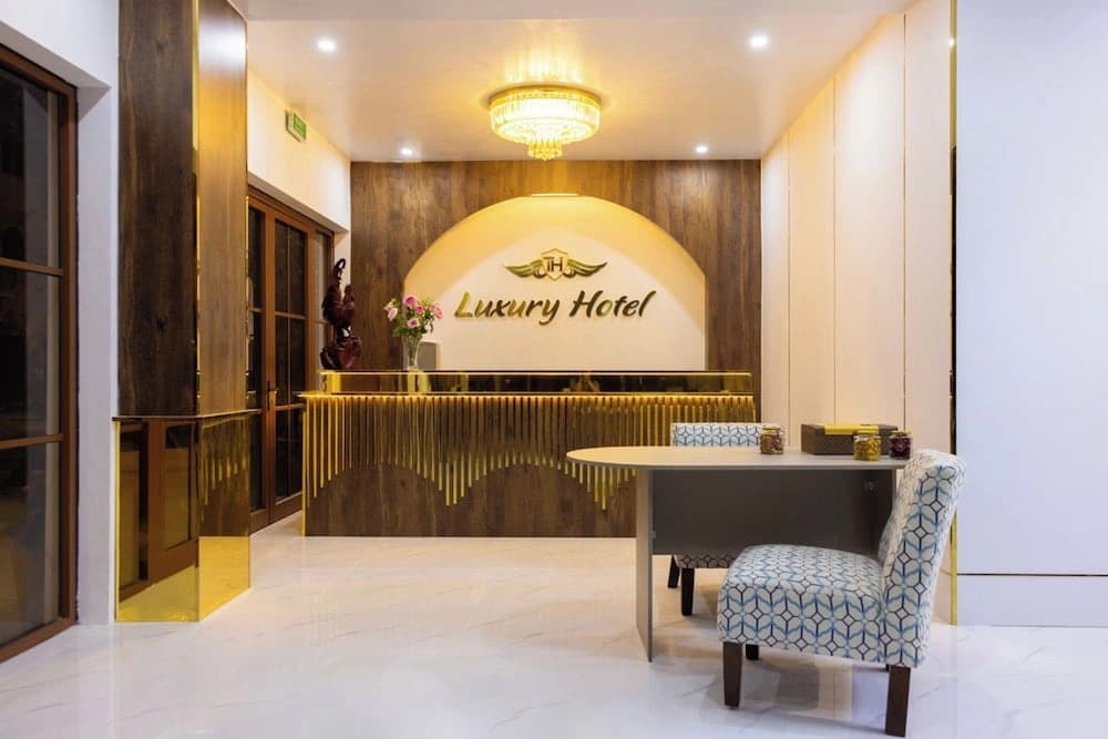 TH Luxury Hotel - photo 13