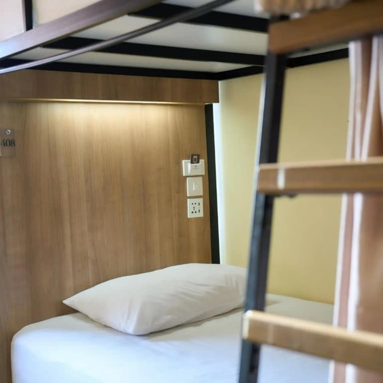 Vivit Hostel Bangkok - photo 36