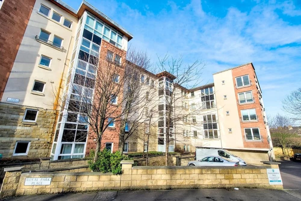 Comfortable Apartment Next To Holyrood Park - main photo