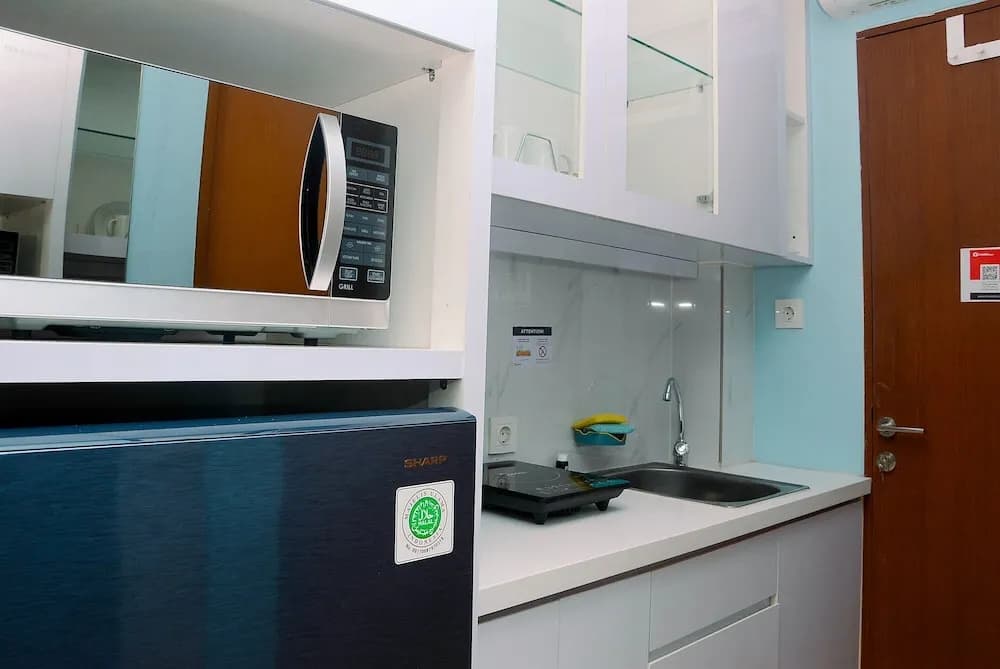 Relaxing Studio at Tifolia Apartment - photo 11