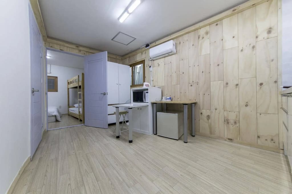 K.Seoul Guesthouse - photo 15