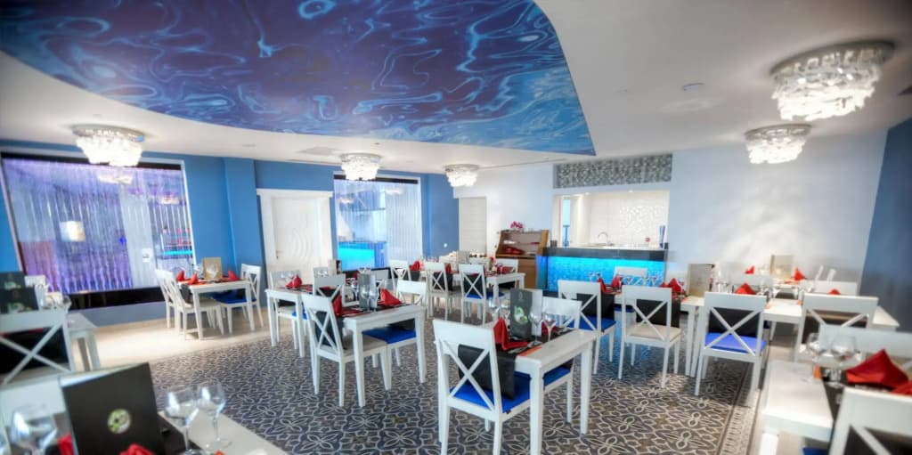 Azura Deluxe Resort & Spa - photo 28