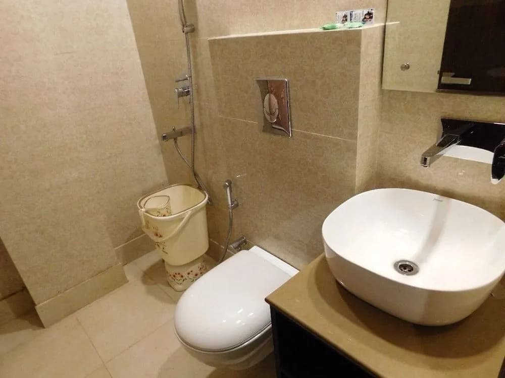 Hotel Noble Deluxe - photo 8
