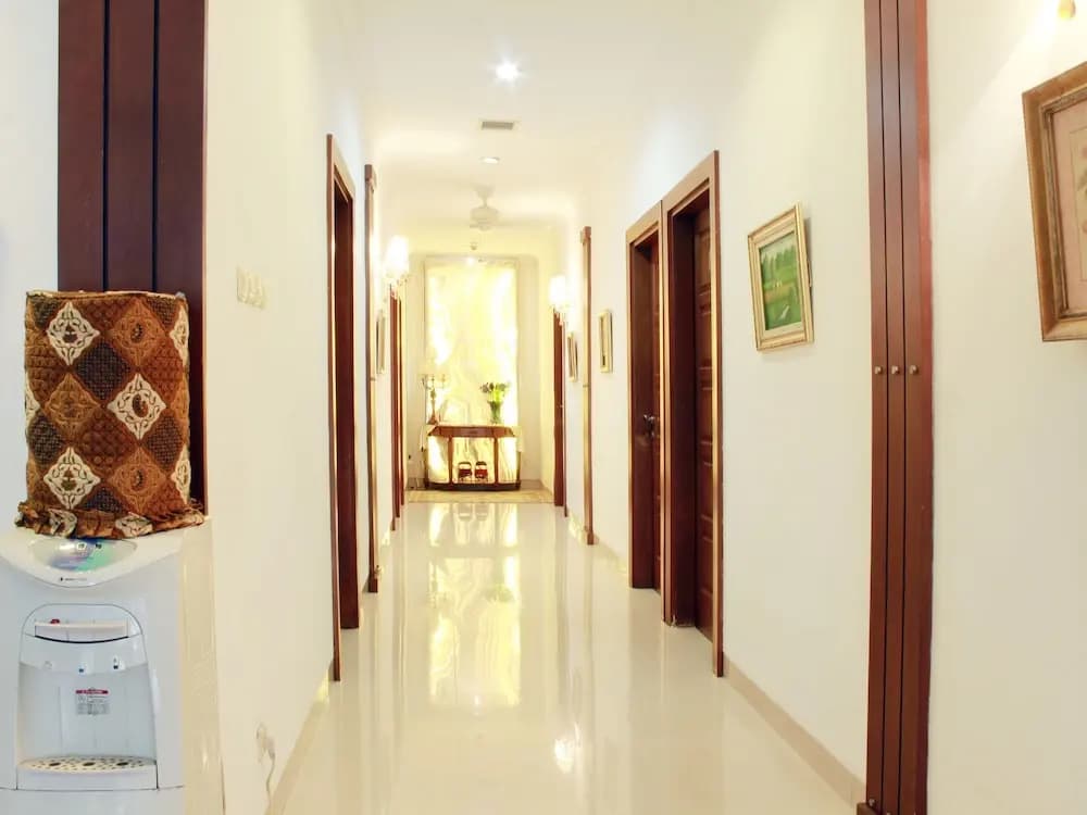 ZEN Rooms Setiabudi 9 - photo 23