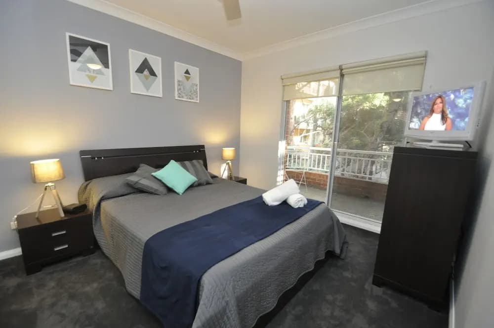 Parramatta Lennox 2 Bedroom - photo 2