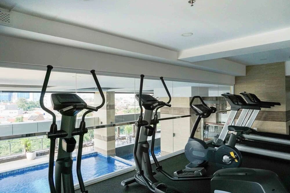 Elegant and Comfortable 2BR Apartment at Maqna Residence - photo 12