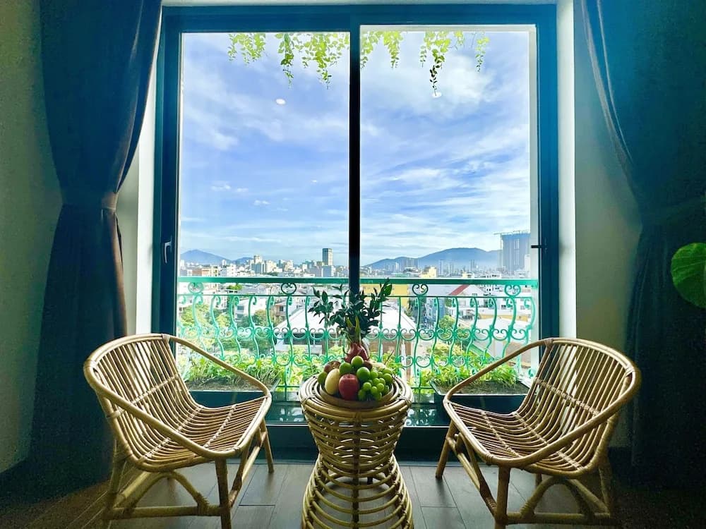 Century Hotel - photo 8