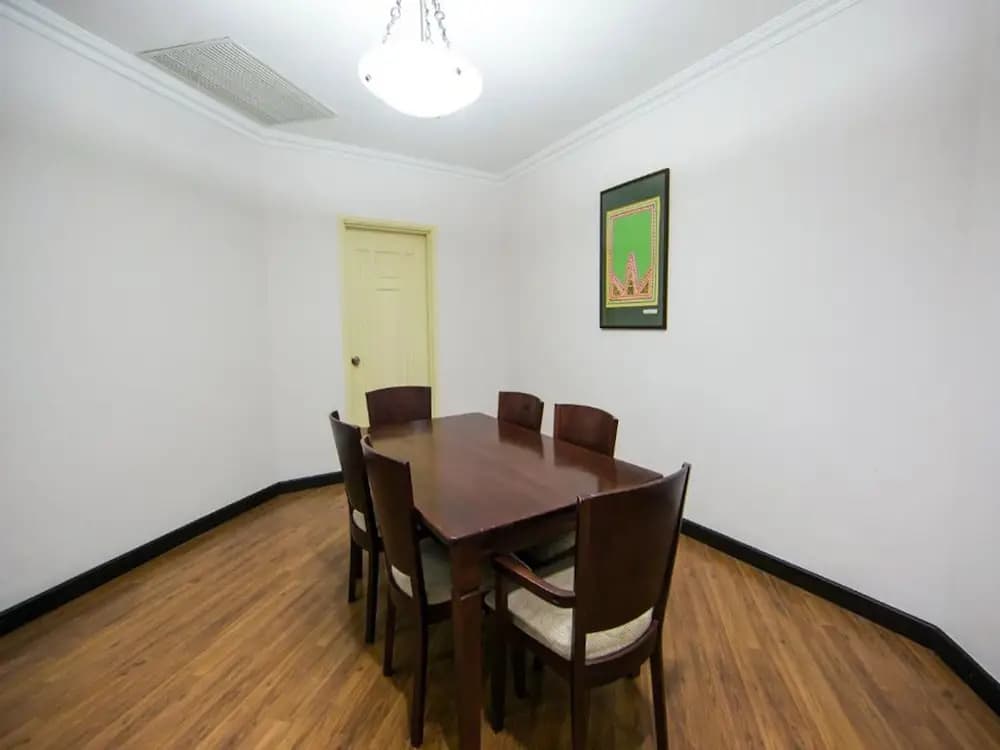 Beta Service Apartment - photo 18