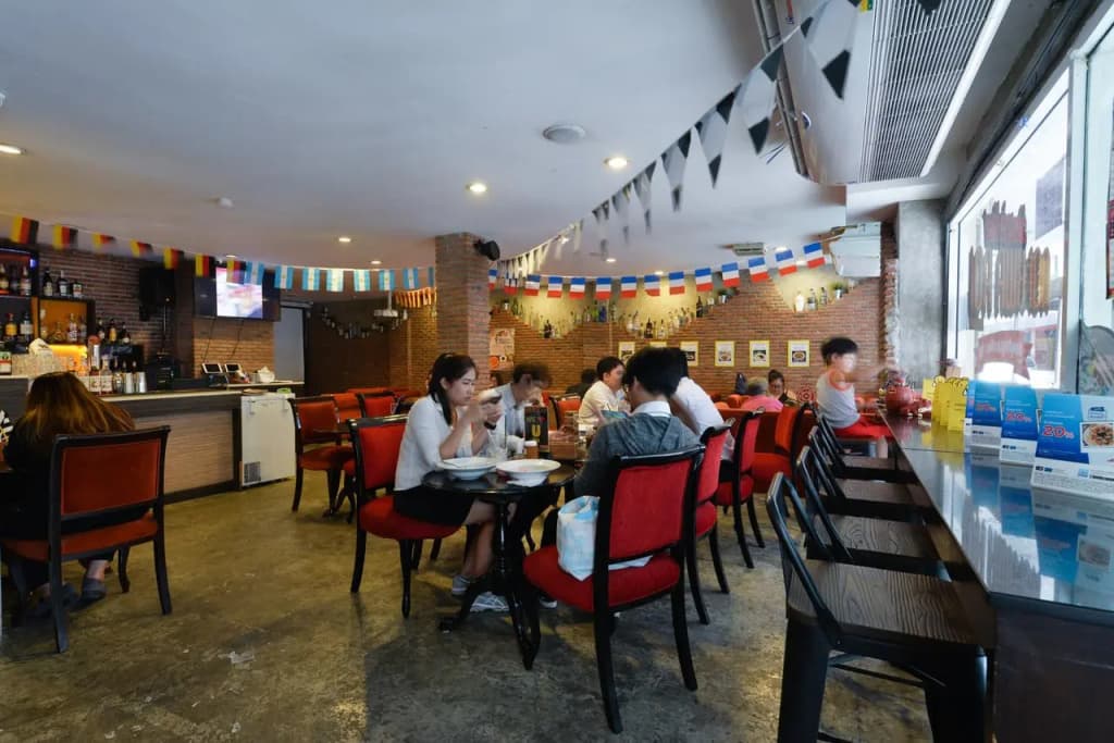 Arawana Express Phromphong Hotel - photo 23