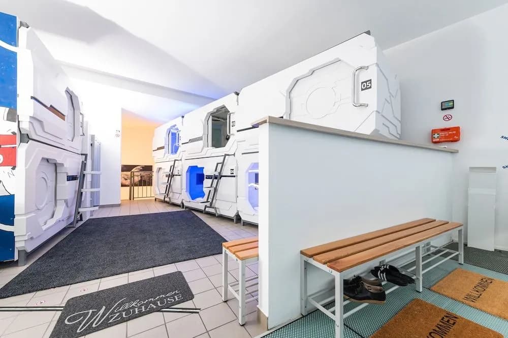 Space Homes Hostel Inner City - photo 10
